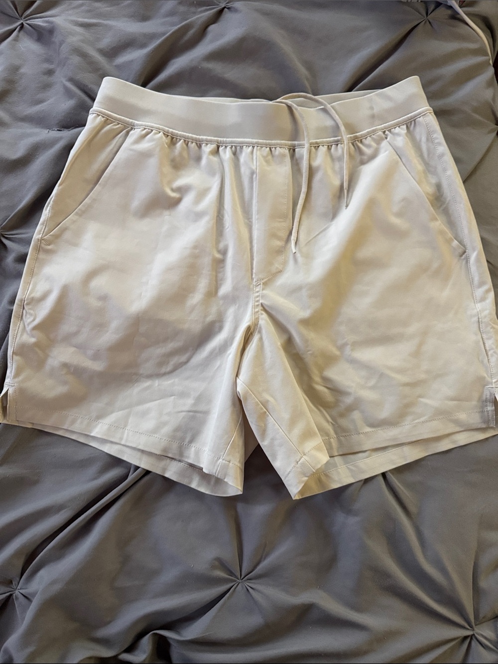 Amazon Men's Light Cream Performance Drawstring Athletic Shorts